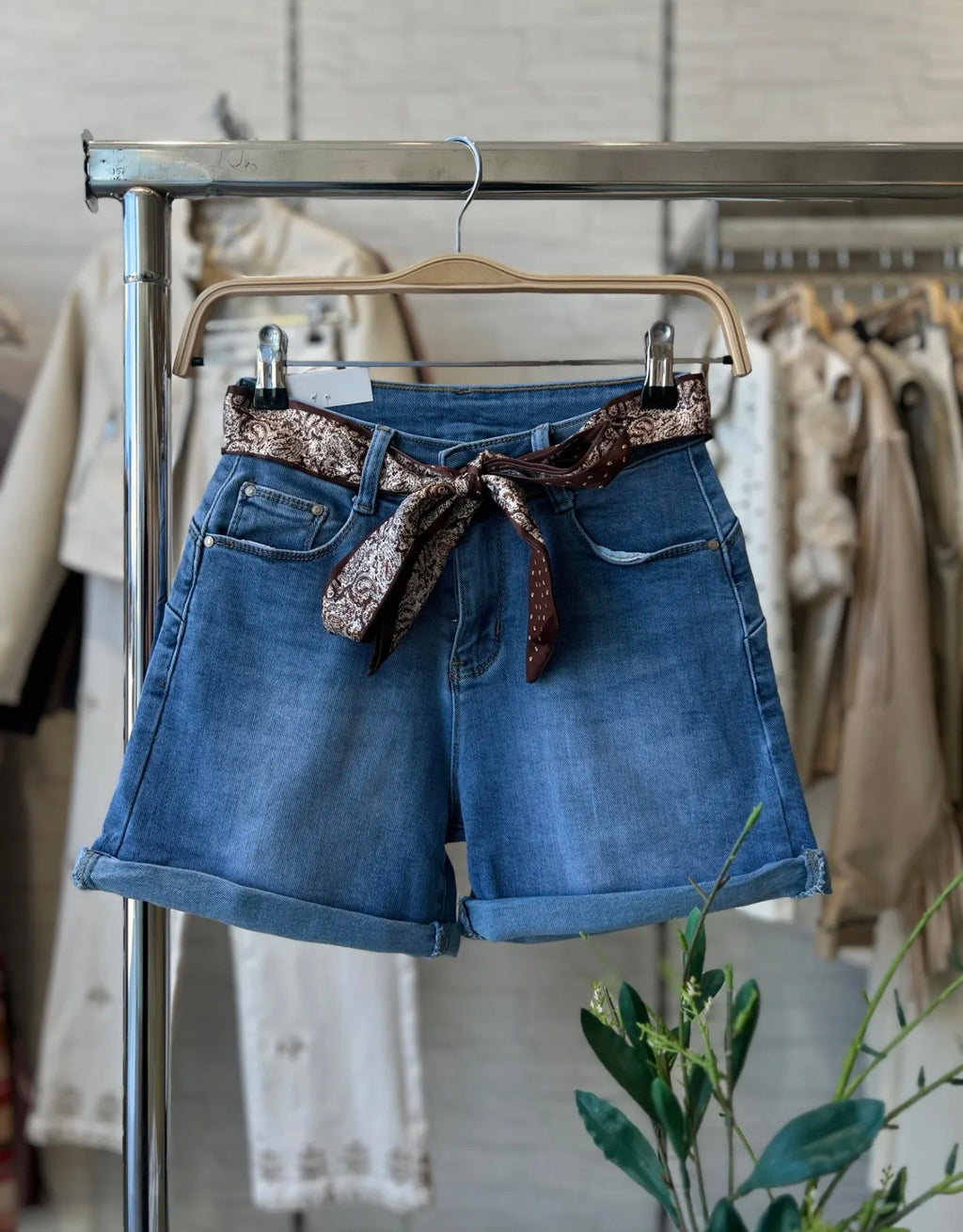 Short Pañuelo